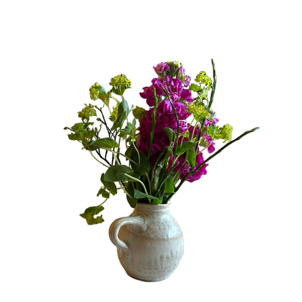 Blumenstrauß aus dem Daislehof-Garten in handgemachter Vase